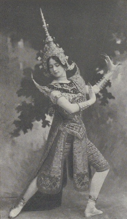 Cléo de Mérode im danse cambodgienne (Version 1)