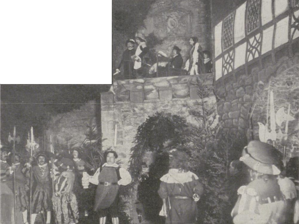 Renaissance als Kostüm: Elsa Laura auf dem Sickingen-Fest (Foto von 1910)